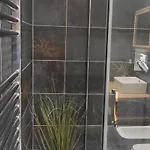 Urban Loft * ترييستي